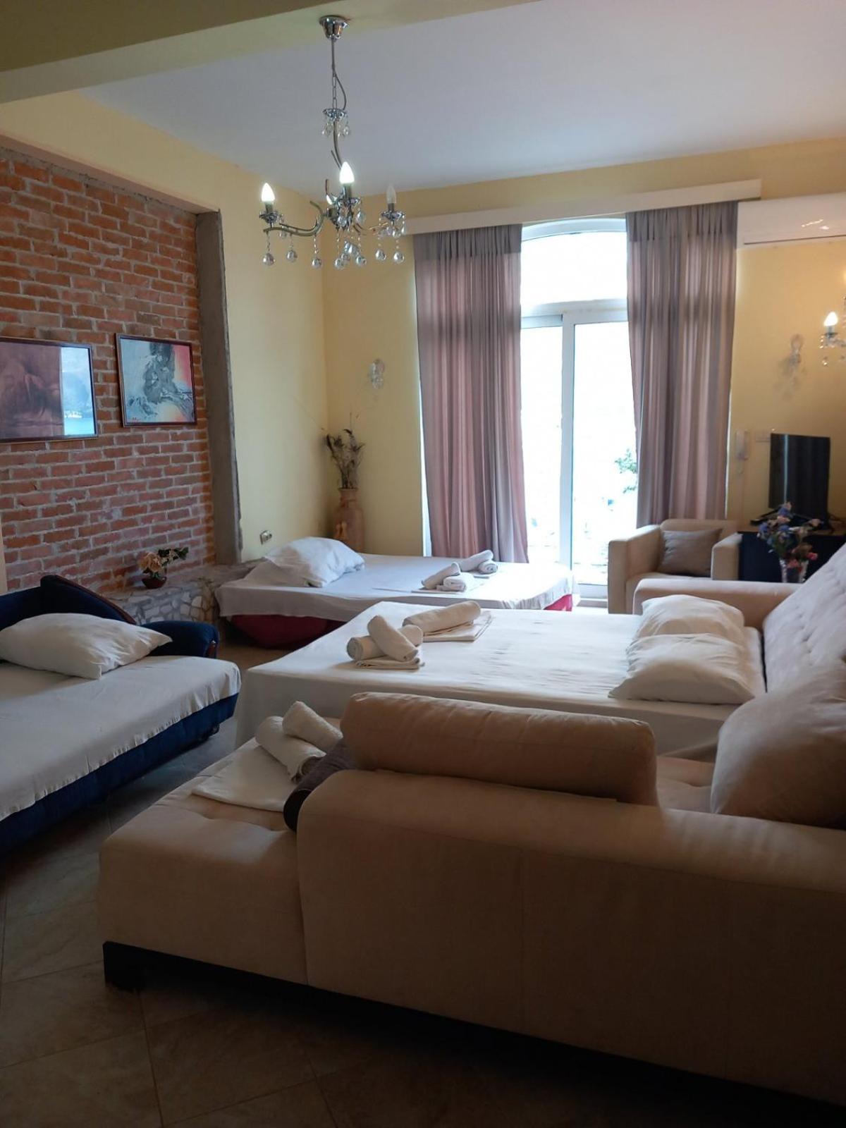 בודווה White Hills Apartments מראה חיצוני תמונה
